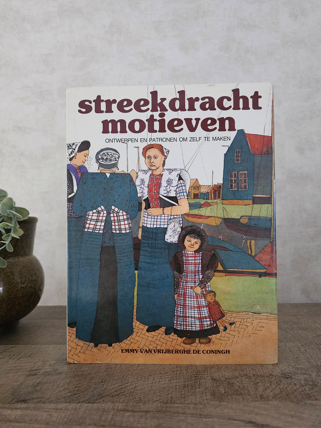 Streekdracht motieven - klederdracht
