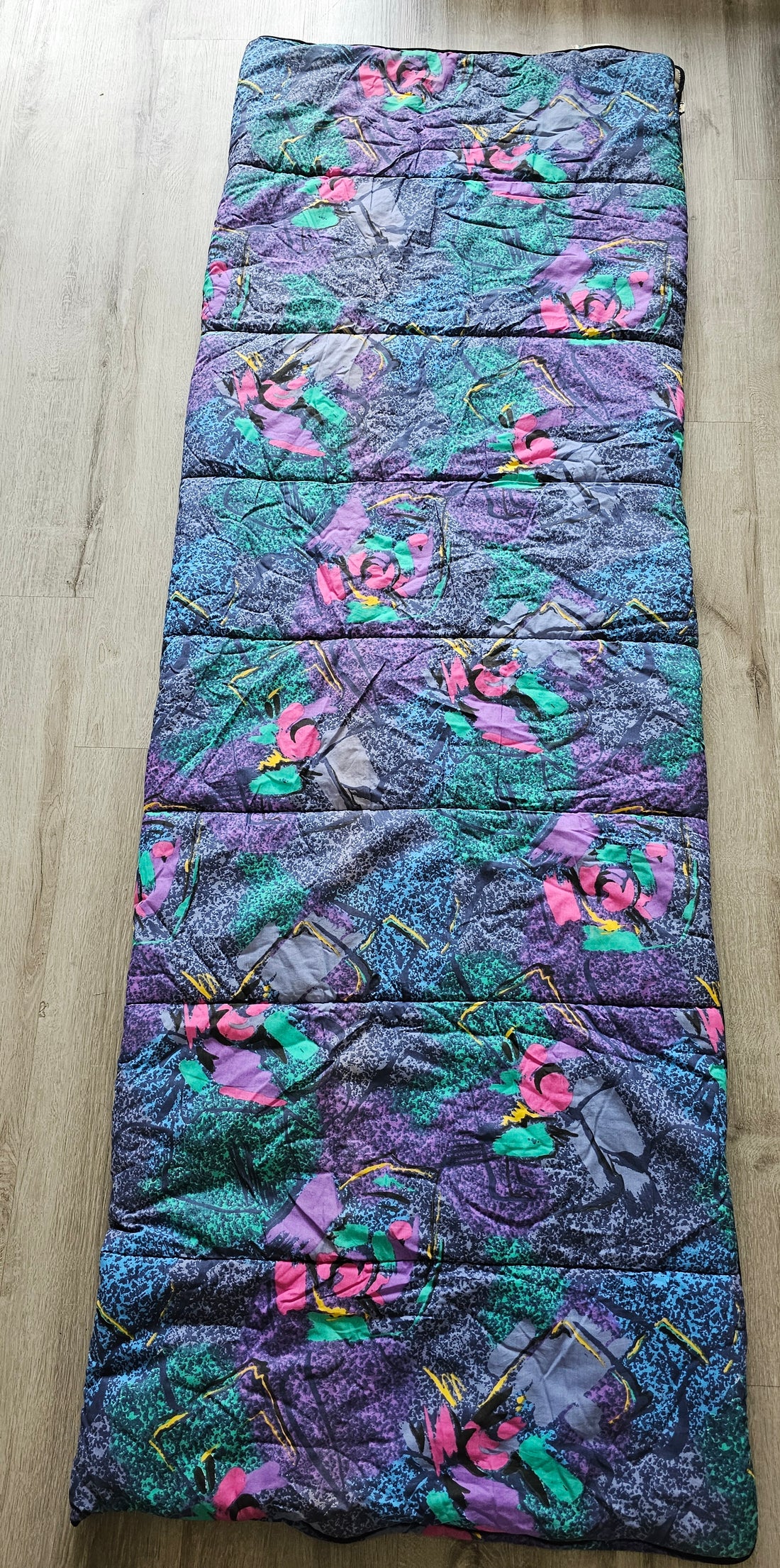 Jaren 80 slaapzak paars groen