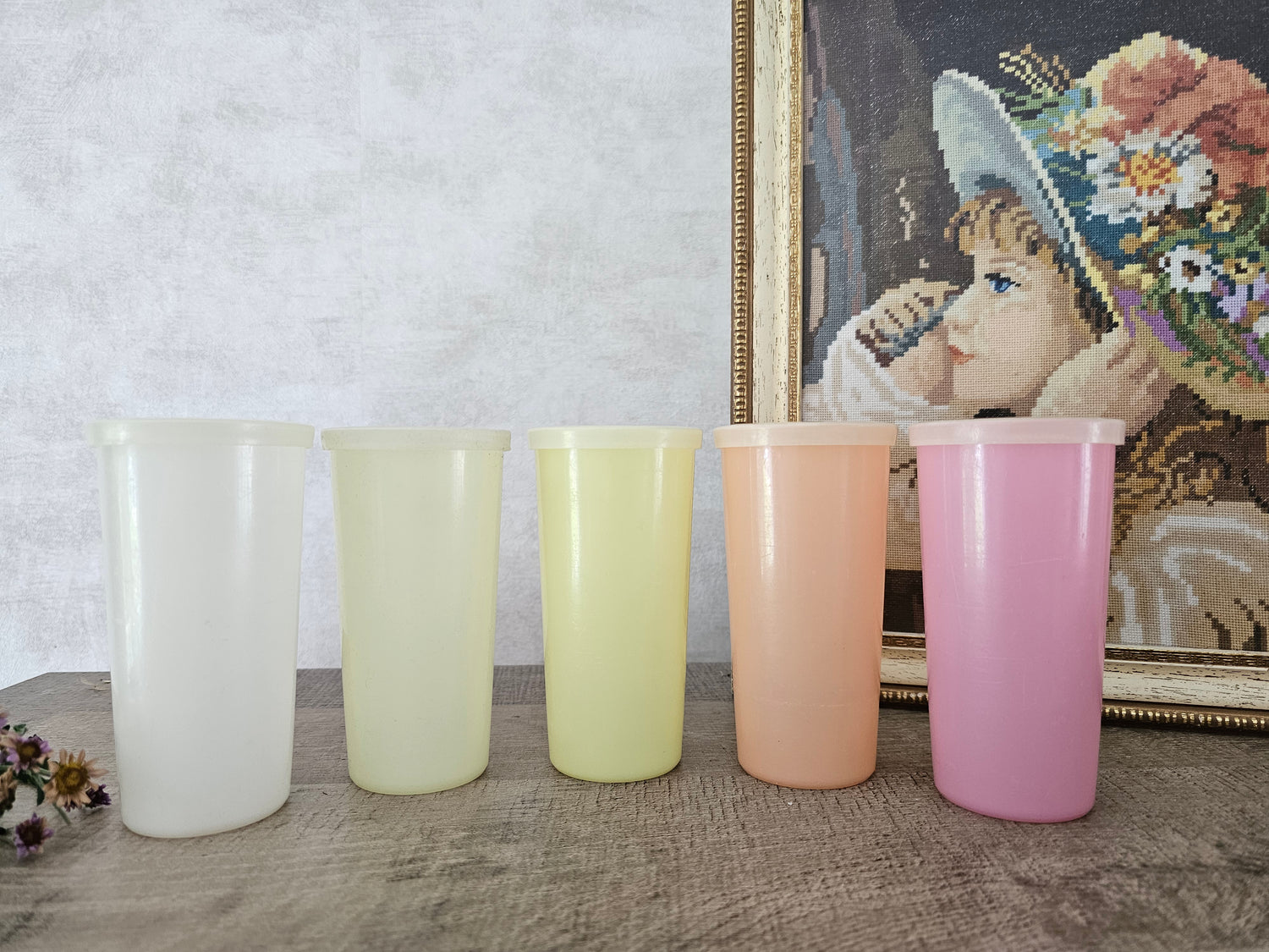 Vintage Tupperware bekers (pastel) met deksel