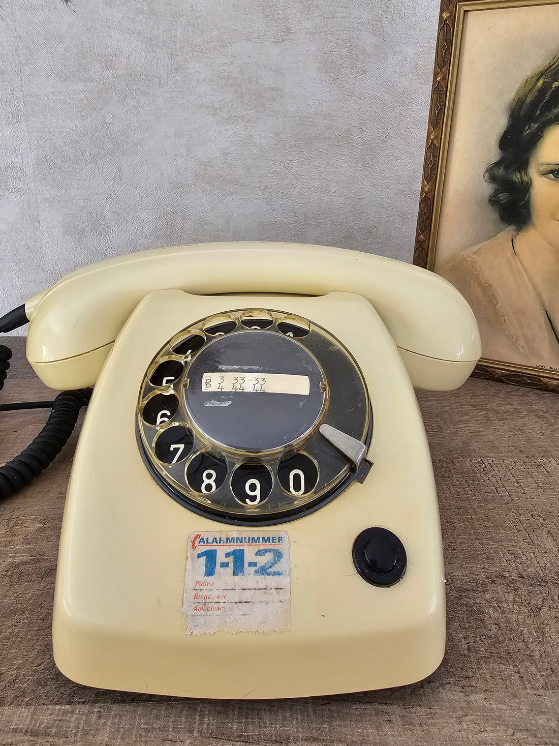 PTT T65 telefoon met draaischijf ivoor 1973