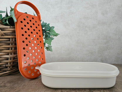 Tupperware vintage hand rasp