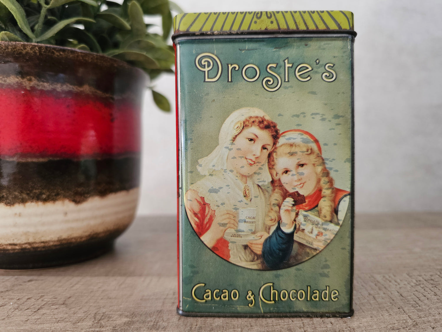 Vintage blik Droste cacaopoeder