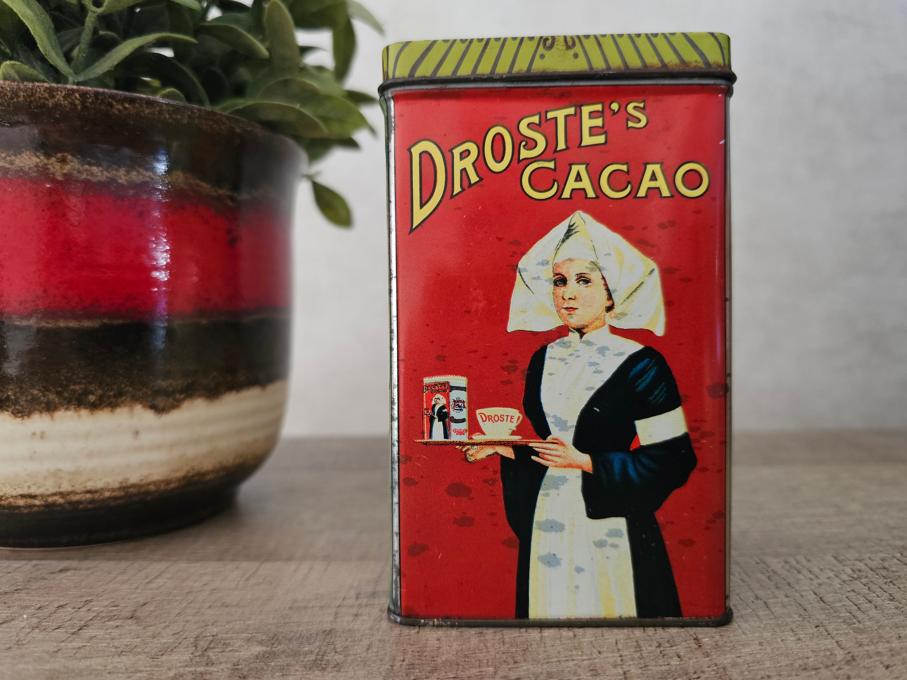 Vintage blik Droste cacaopoeder