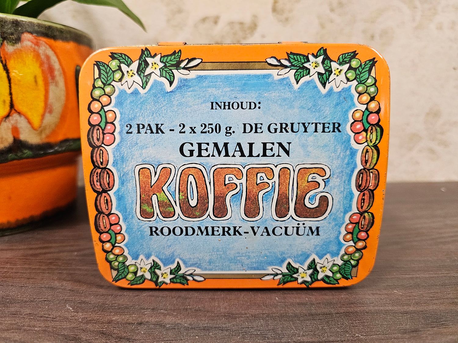 De Gruyter koffie blik oranje