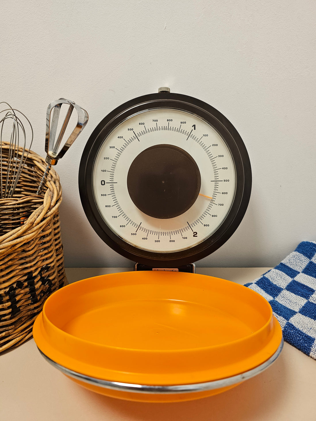 Brabantia keukenweegschaal oranje bruin