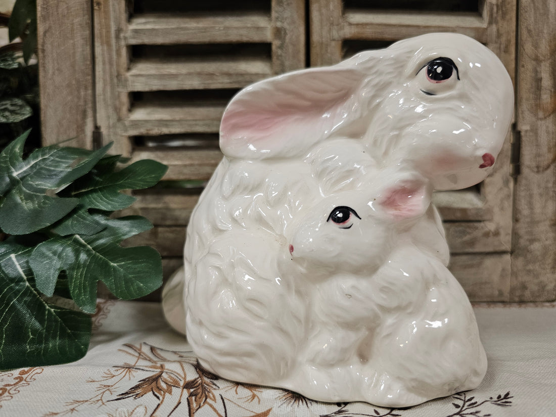 Vintage bloempot konijn met baby konijntje