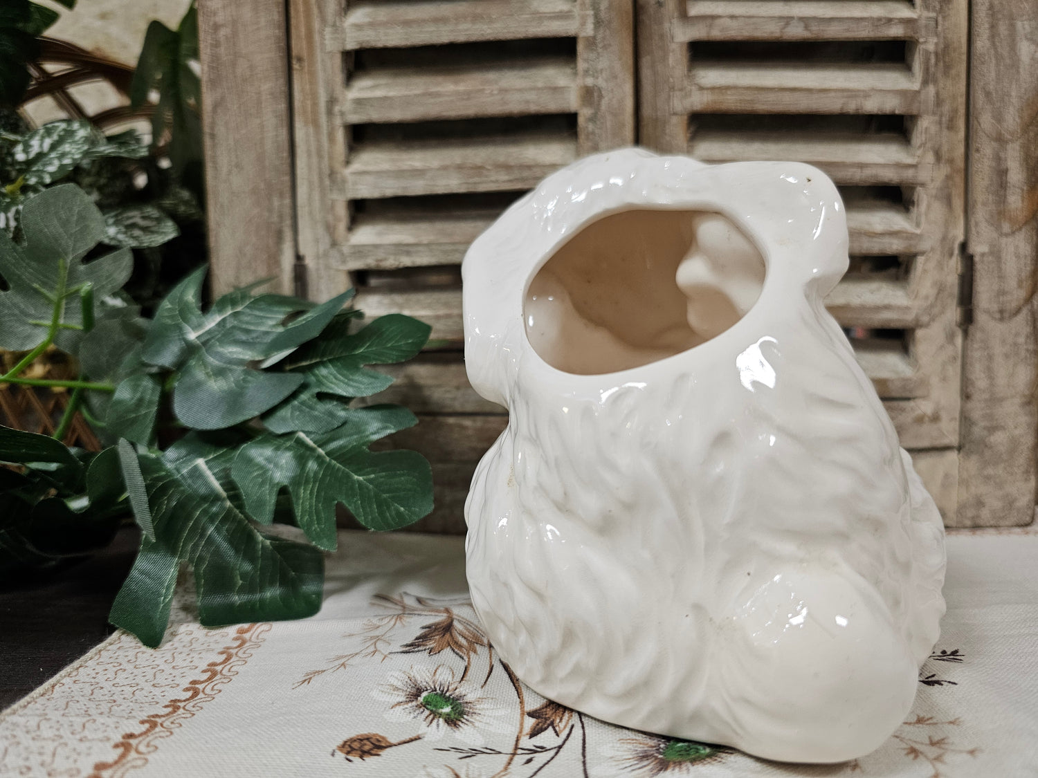 Vintage bloempot konijn met baby konijntje