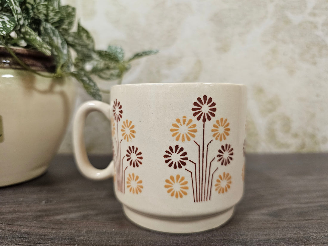 Koffie beker beige bruine bloemen