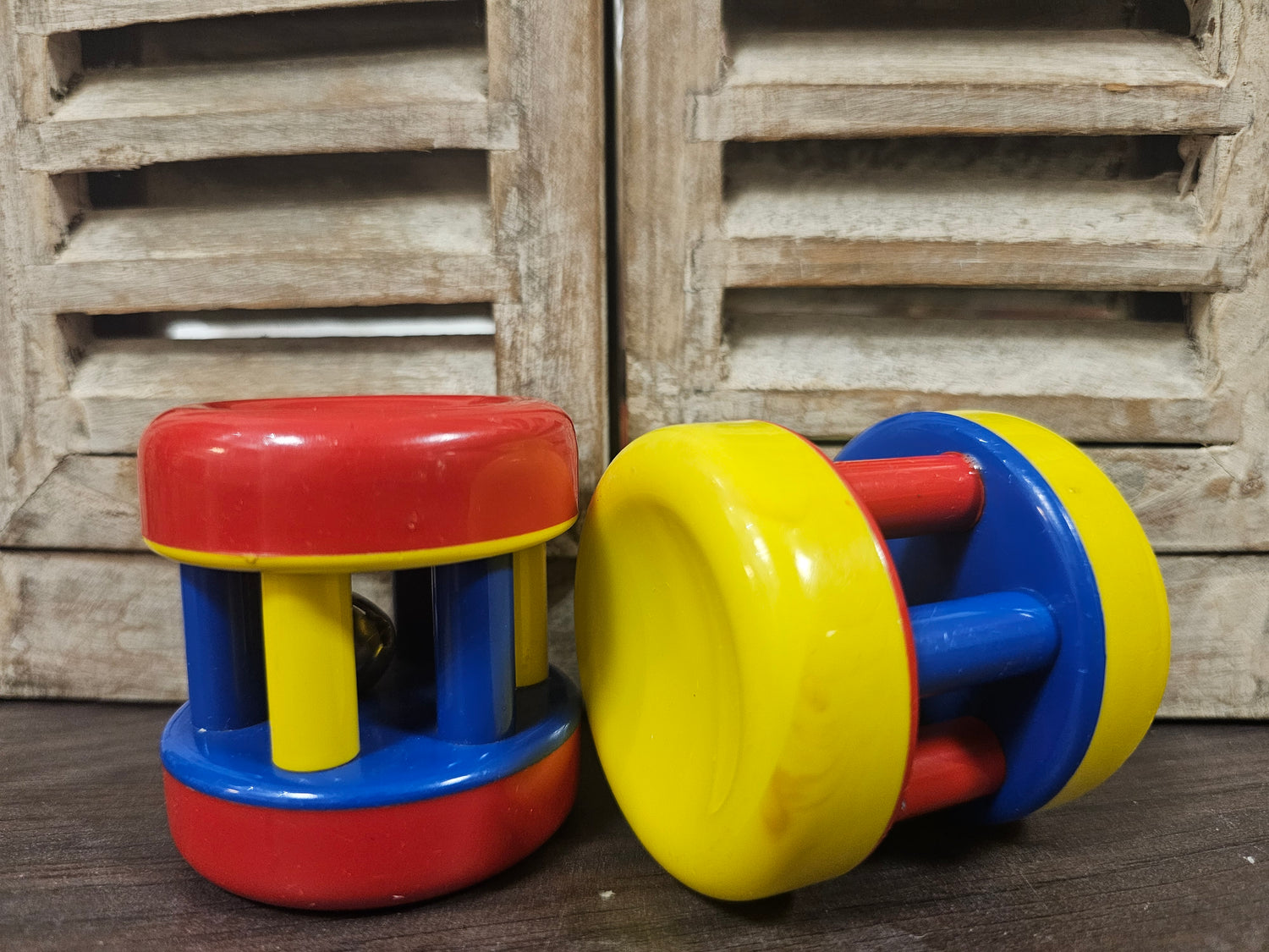 Ambi Toys bell roller rammelaar