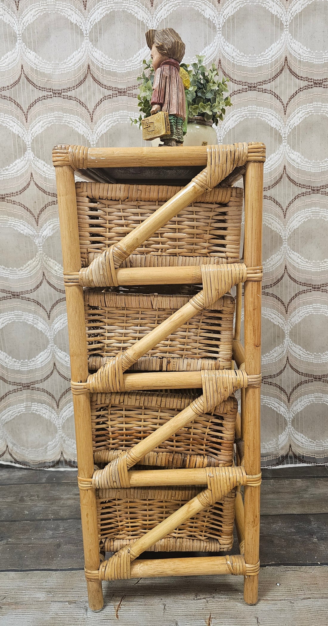 Vintage rotan ladekast met 4 lades – 77 x 30 x 42 cm