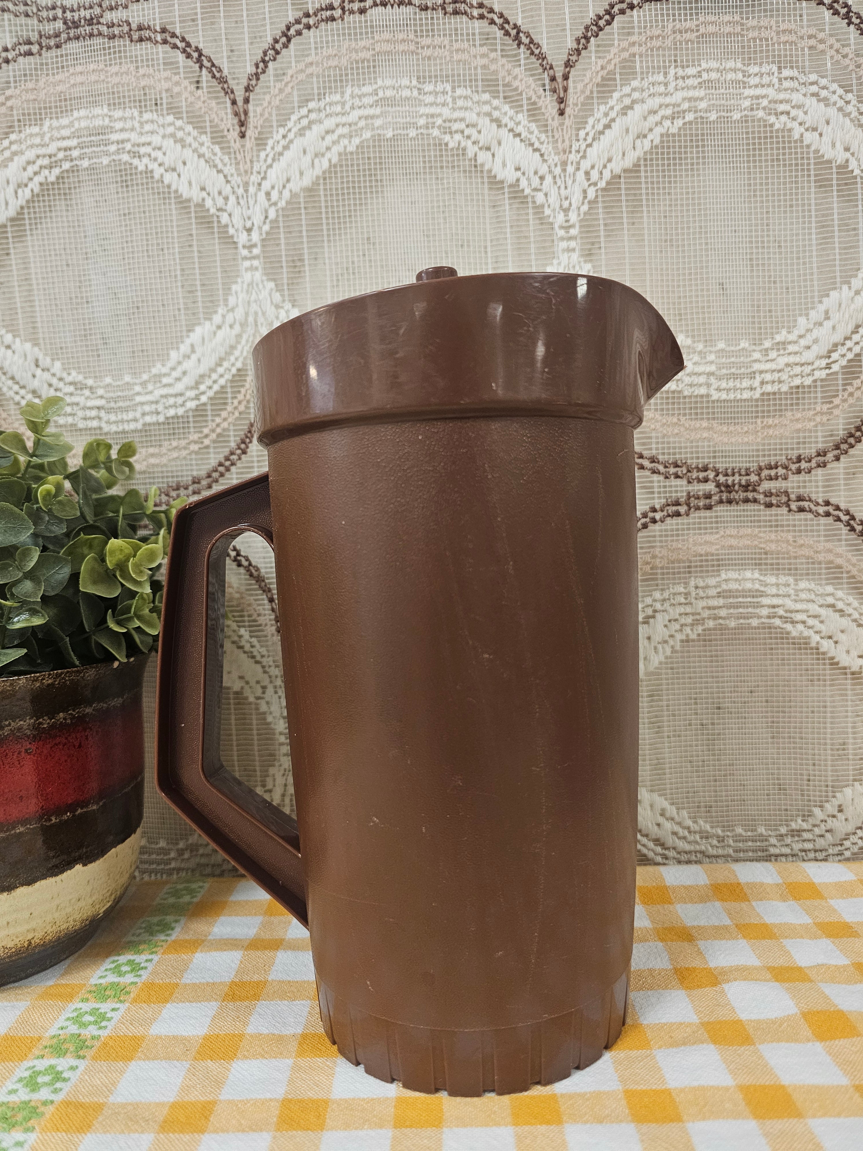 Tupperware bruine kan 2 liter