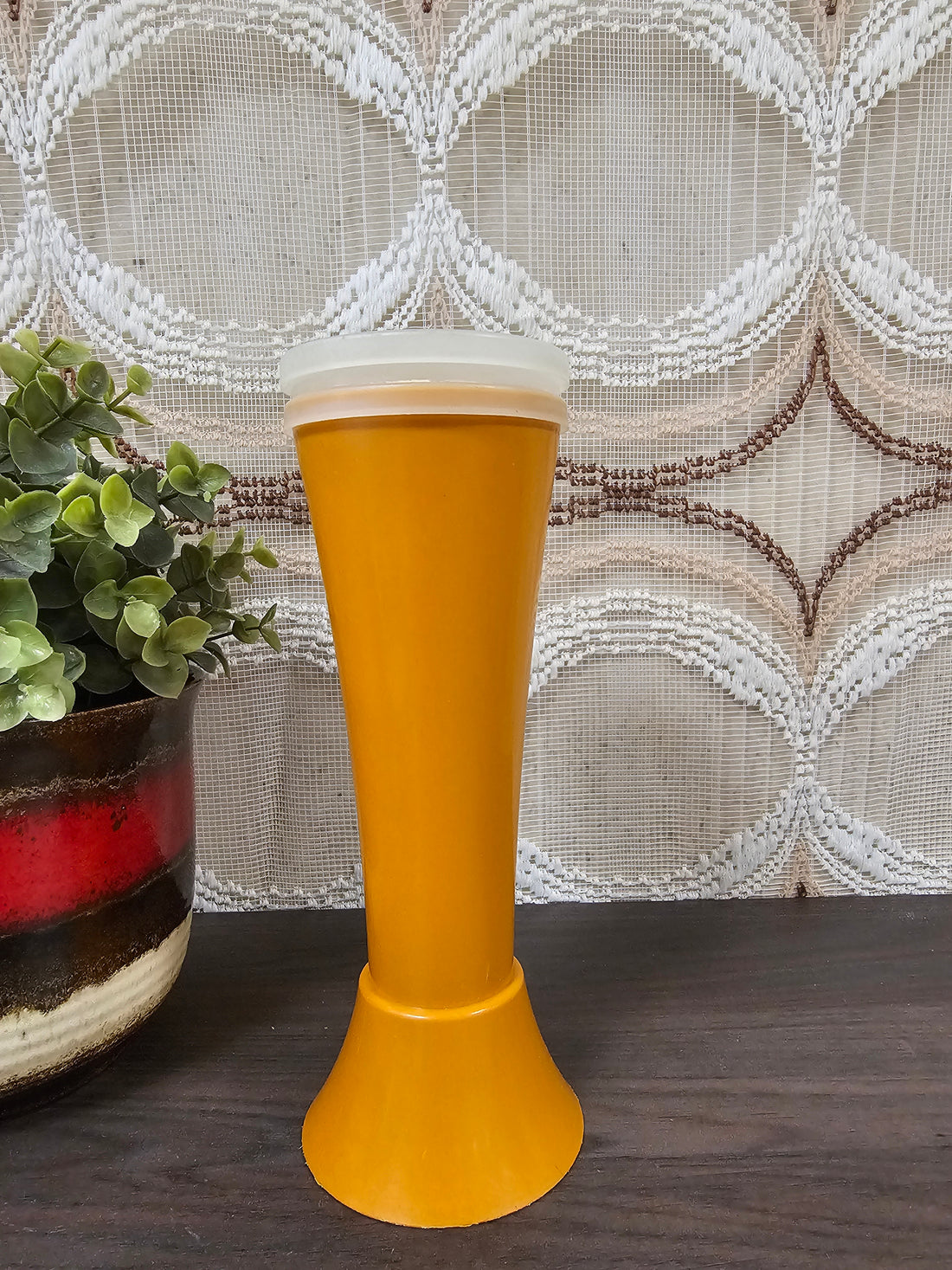 Tupperware oranje poedersuiker strooier