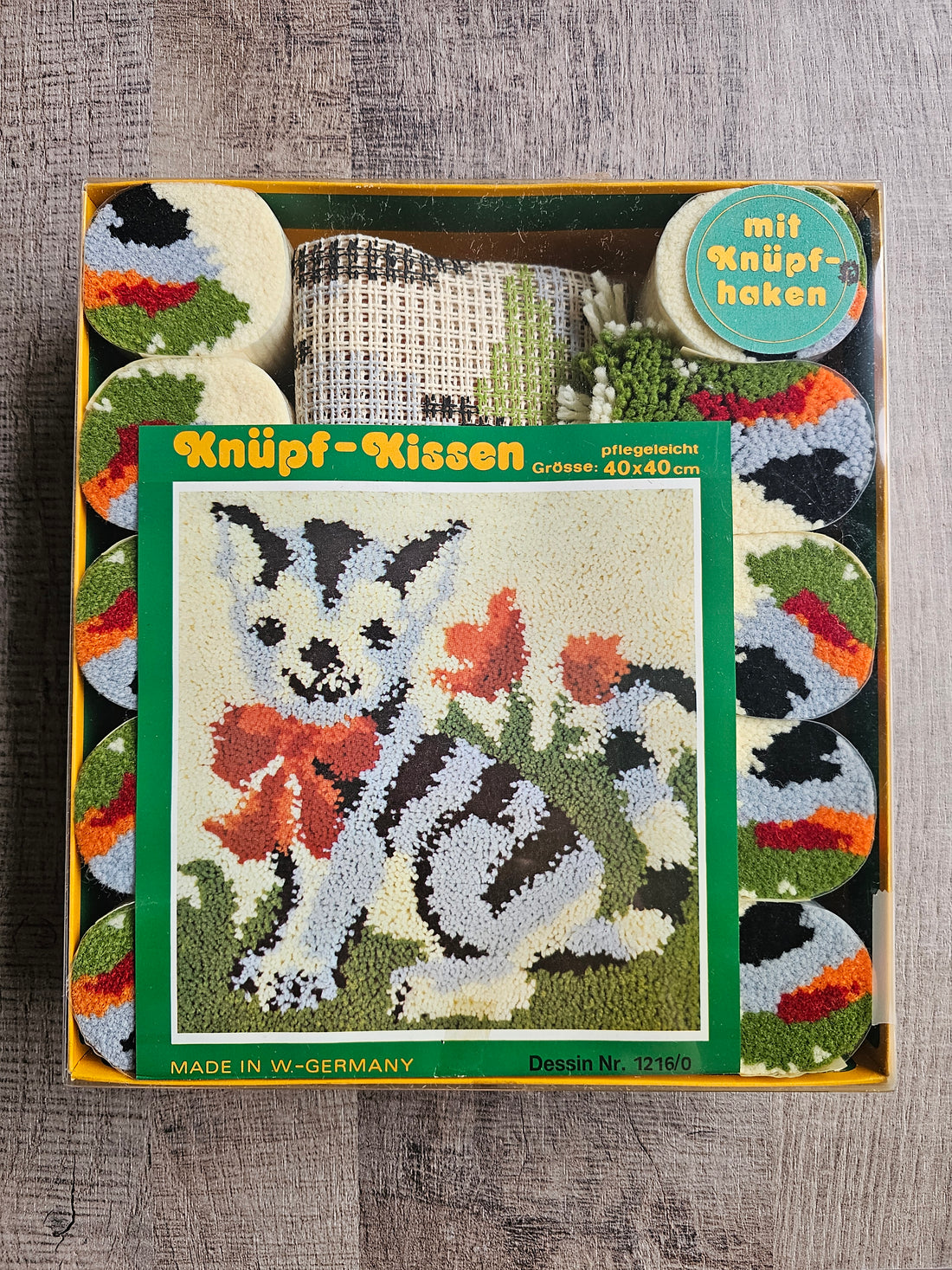 Smyrna wol knoopkussen poes