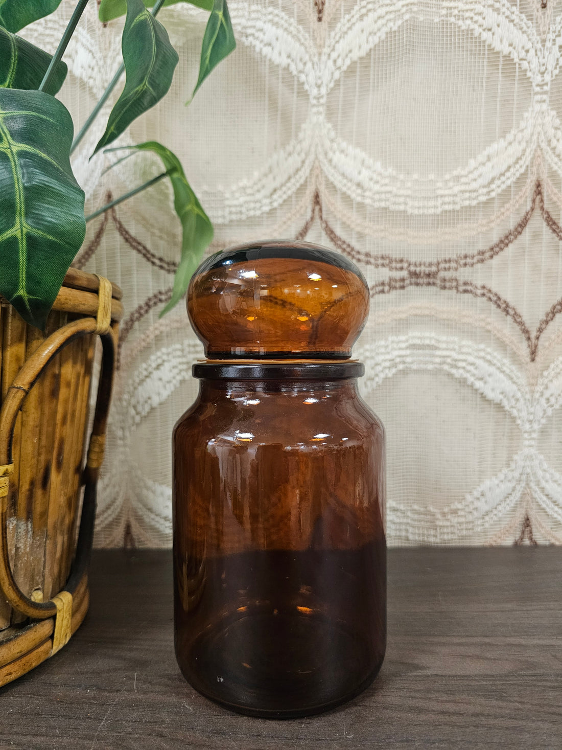 Bruine glazen apothekerspot