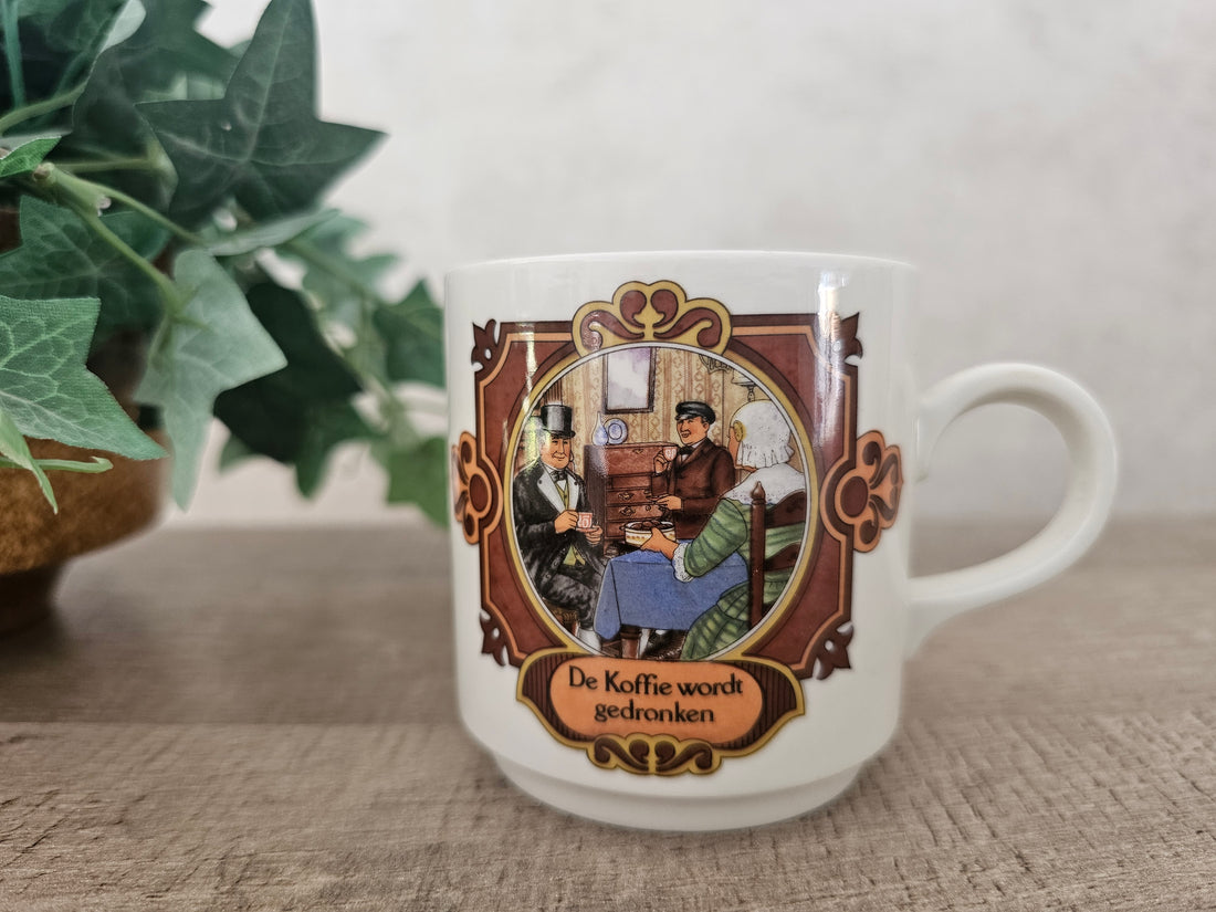 Villeroy Boch Douwe Egberts koffie beker &quot;koffie wordt gedronken&quot;