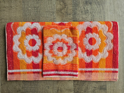 Handdoek washand oranje rood gebloemd