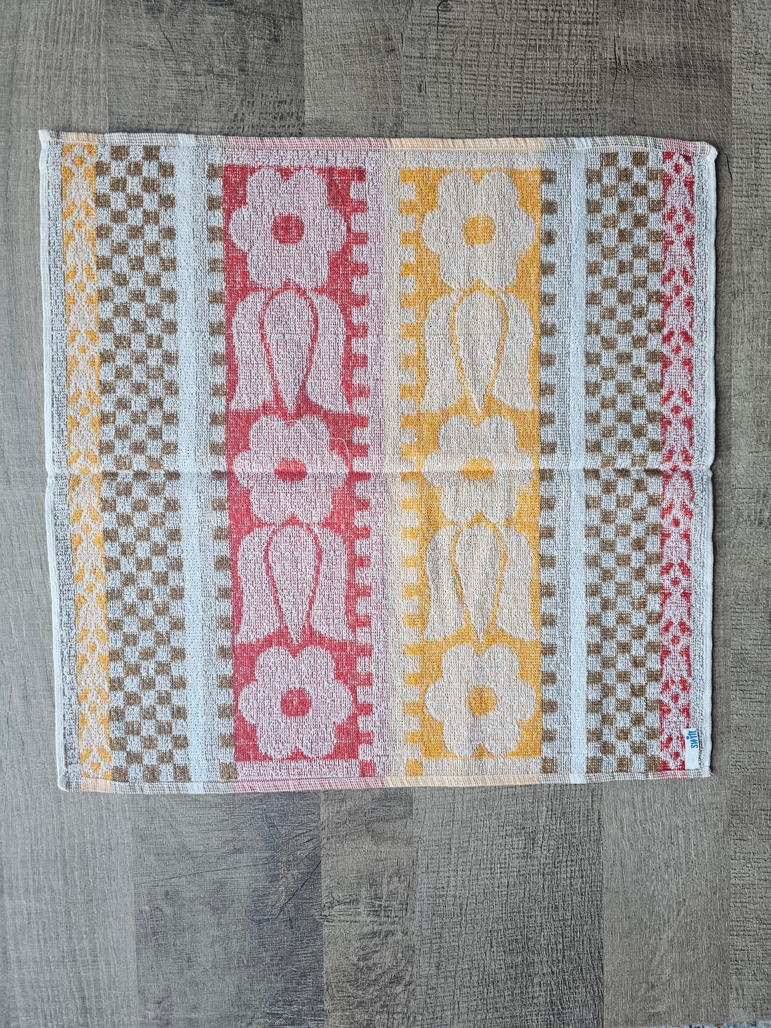 Vintage keukenhanddoek oranje rood gebloemd