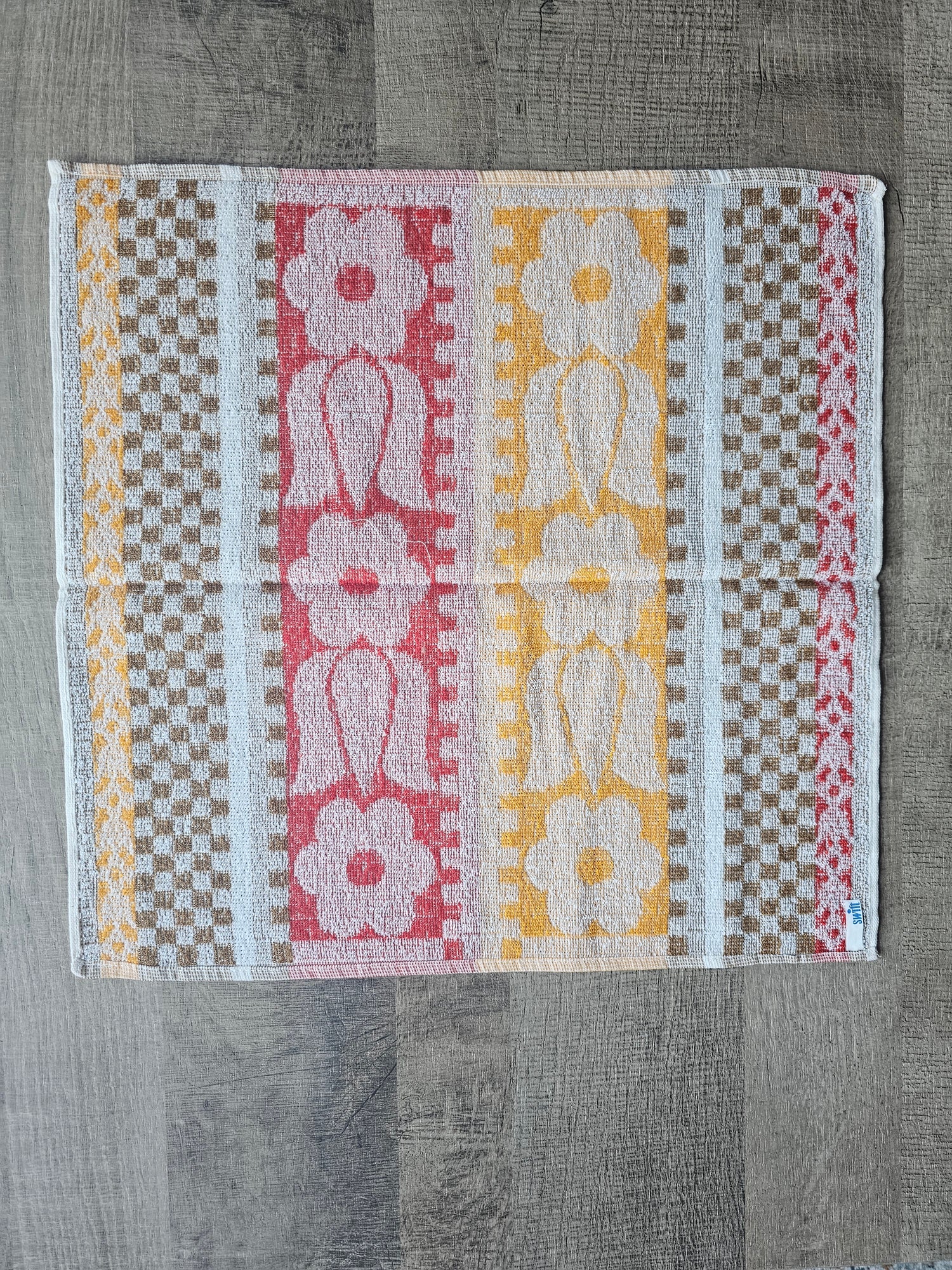 Vintage keukenhanddoek oranje rood gebloemd