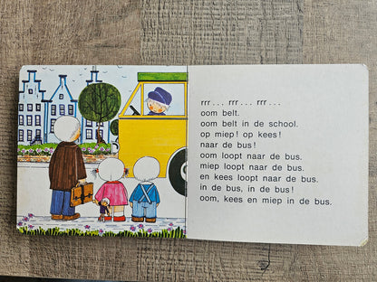 Botjes boekje 1 “op school” – vintage kinderboekje deel 1