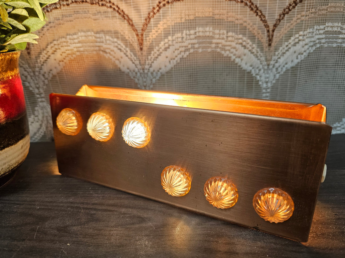 Messing wandlampje met sterren