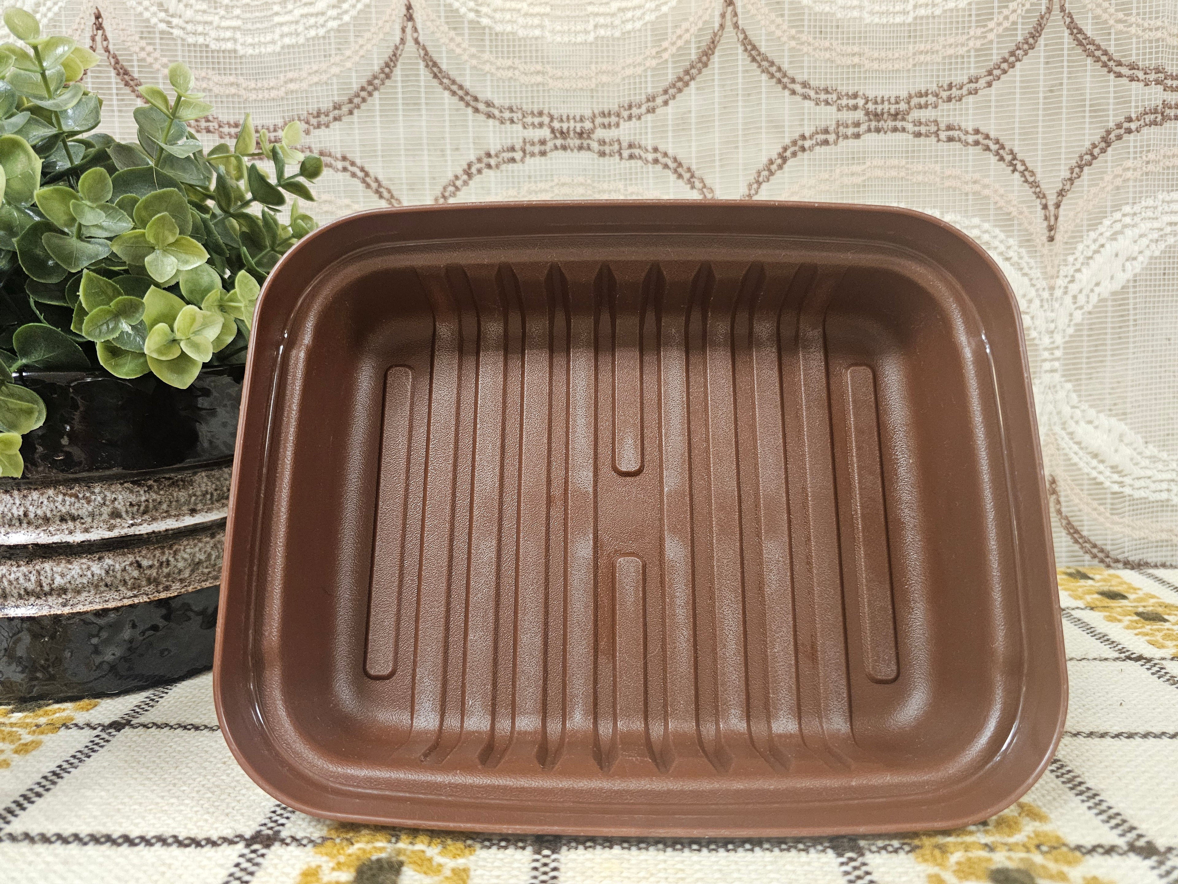 Tupperware kornuit kaasdoos bruin