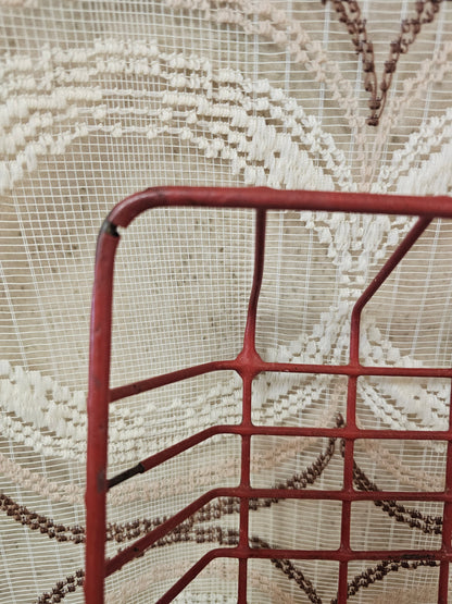 Vintage rood metalen afdruiprek jaren ’70 – 34 x 40,5 cm