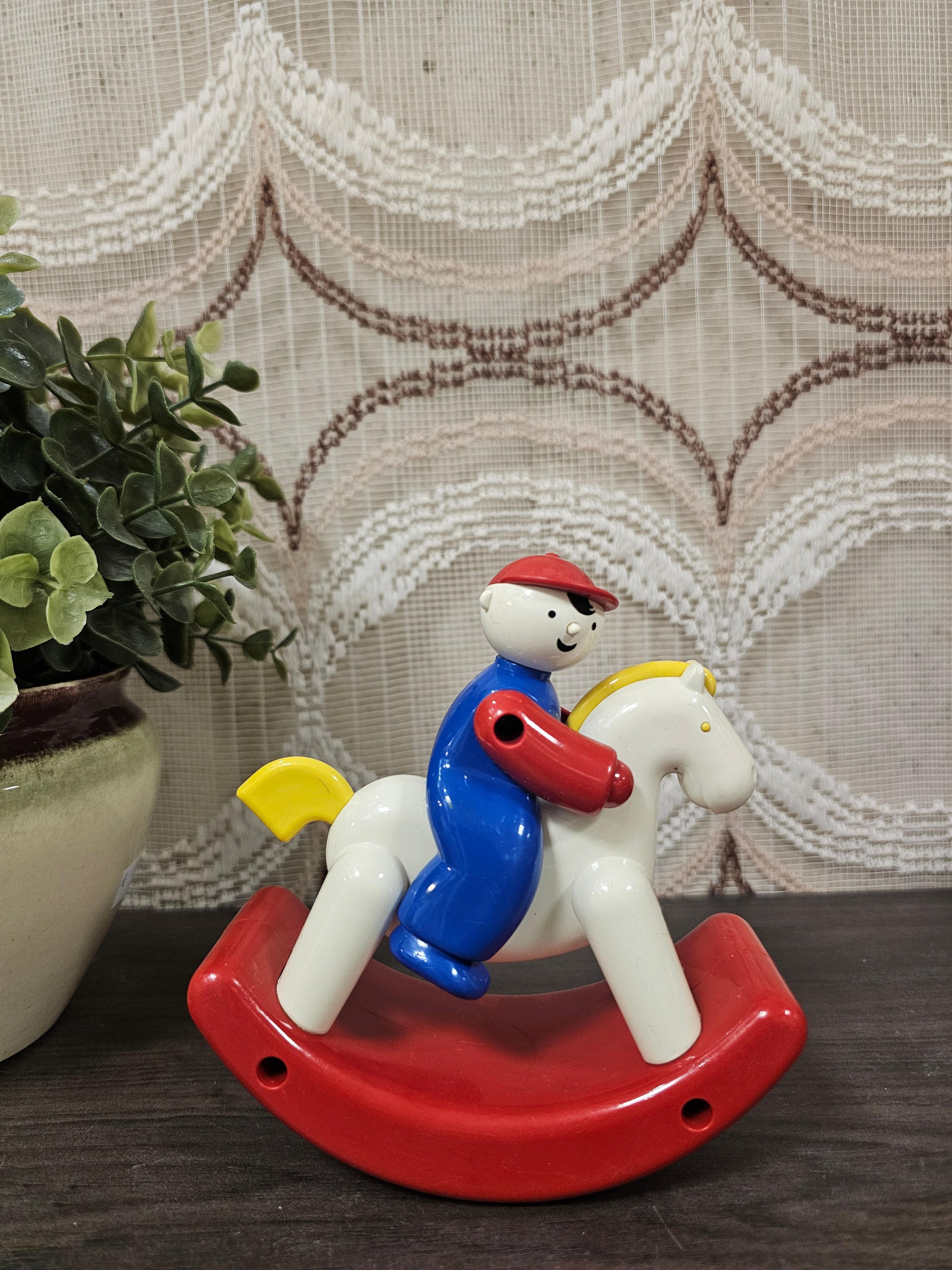 Ambi Toys hobbelpaard rocky jocky