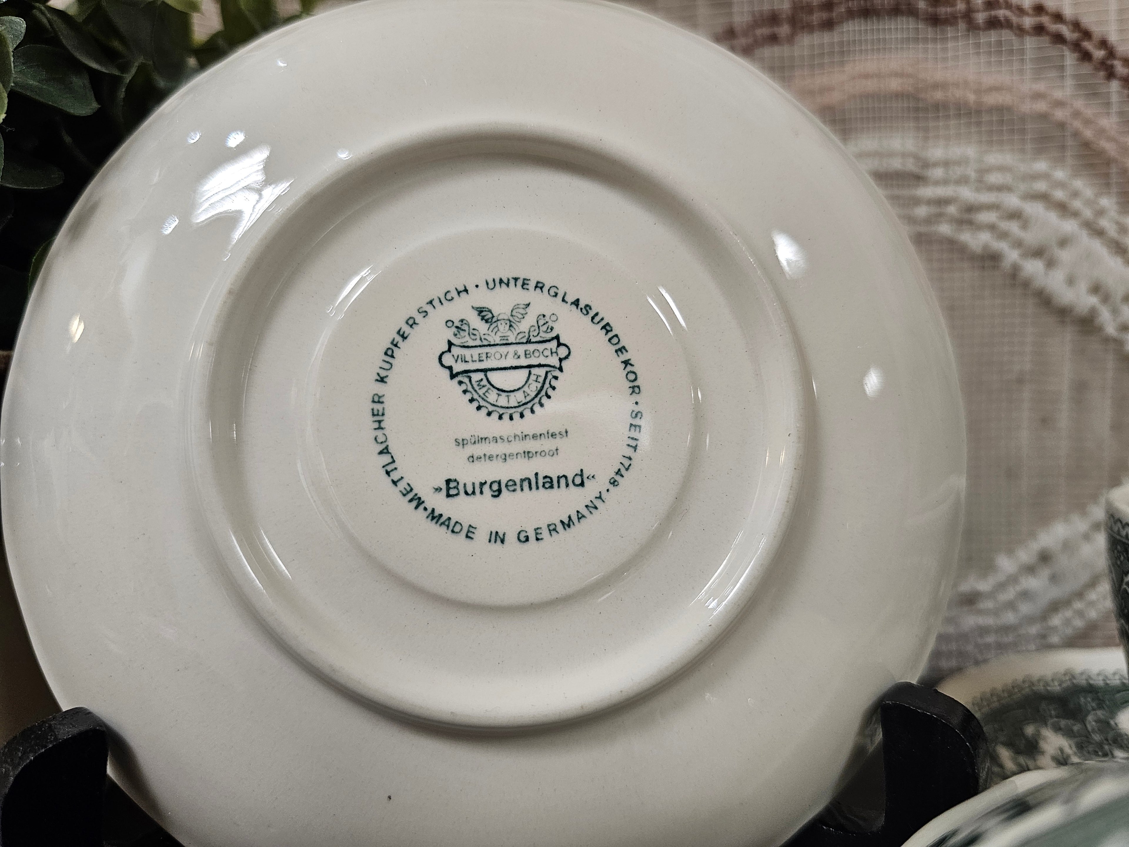 Villeroy &amp; Boch Burgenland groen kop en schotel gebloemd porselein