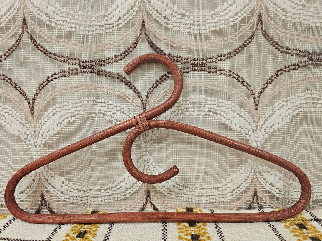 Rotan kledinghangers- set van 2