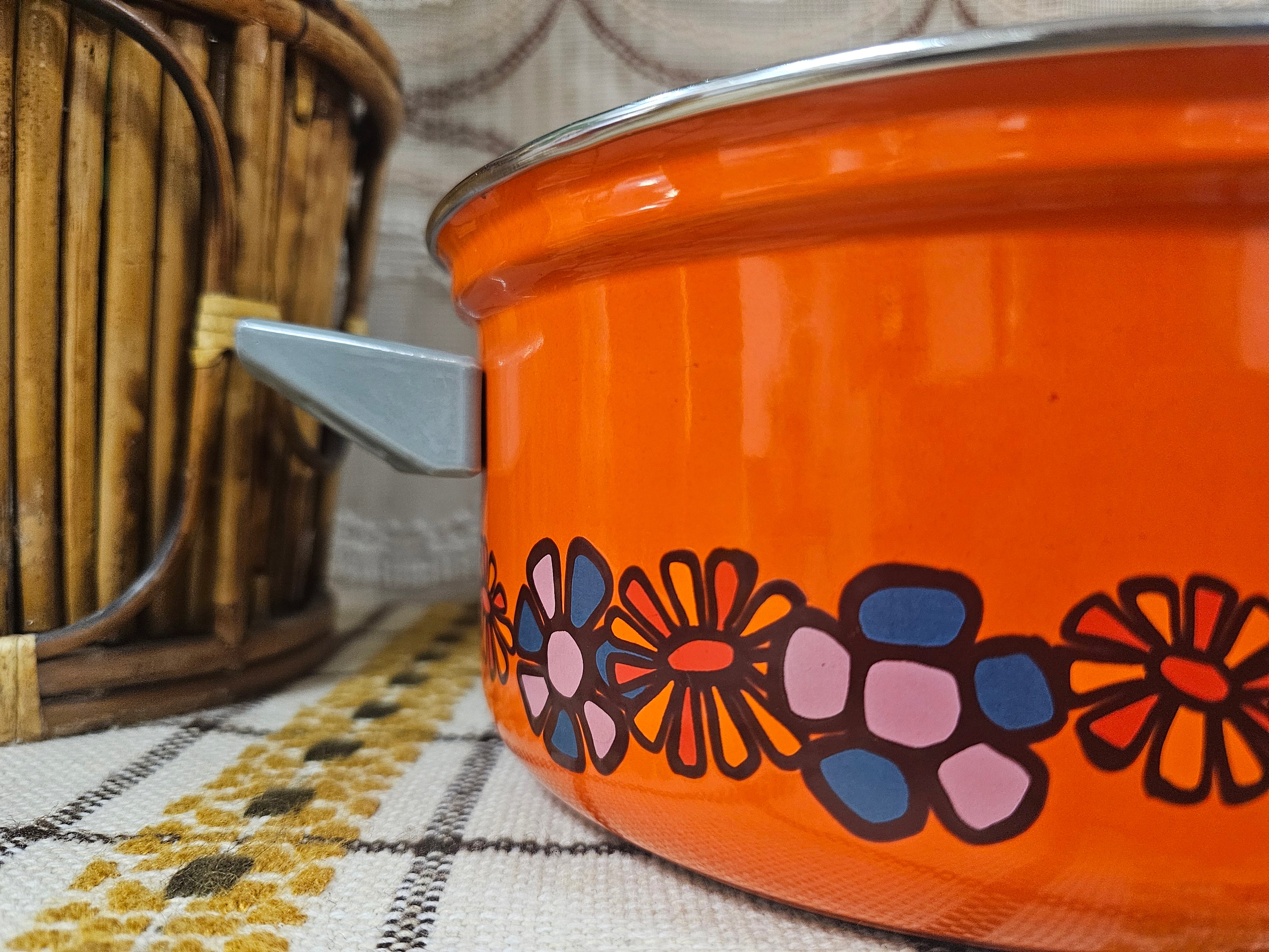 Brabantia pan Diana bloemmotief jaren ’70 – Ø 24,5 x 11 cm