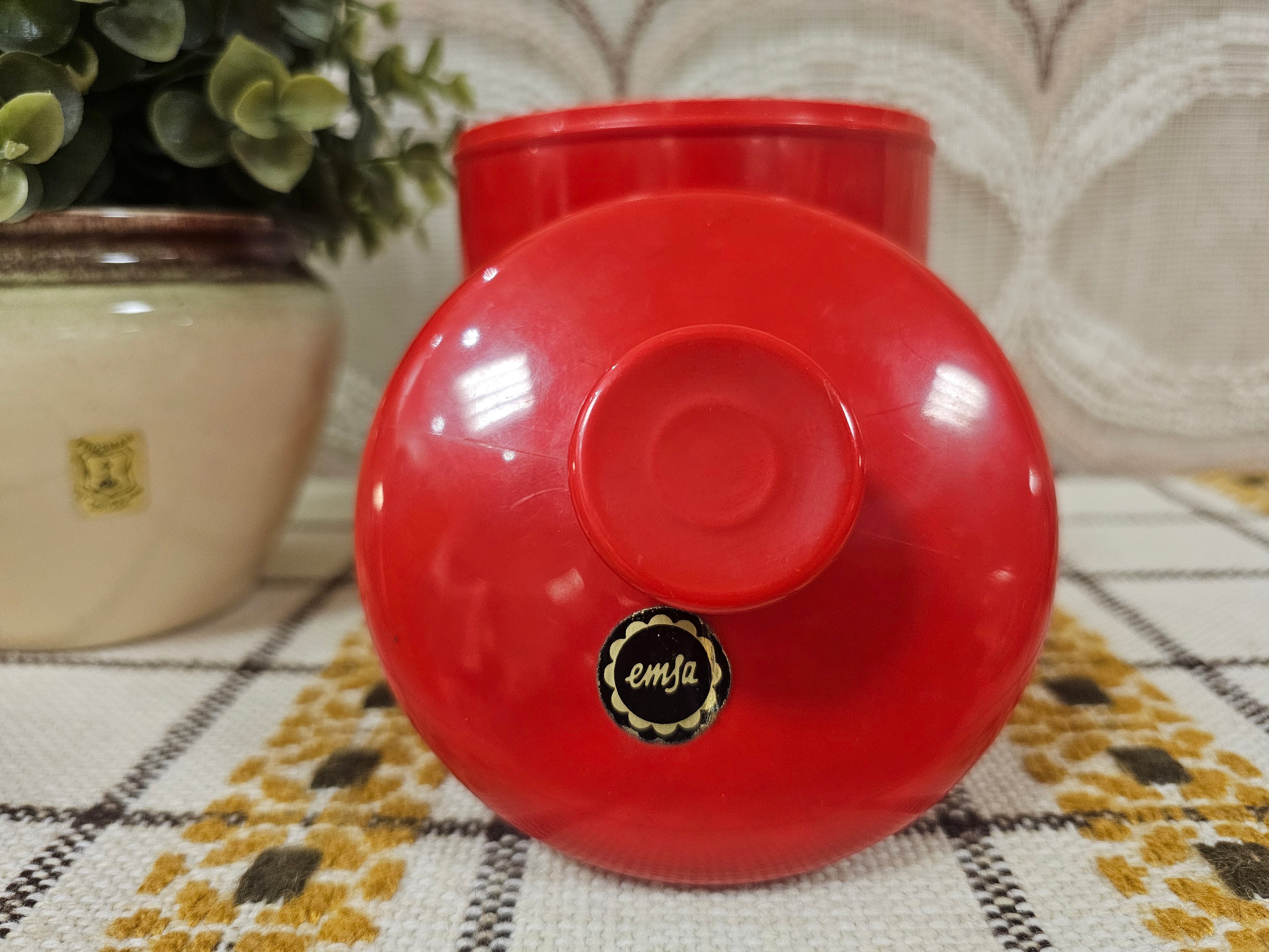 Vintage Emsa rode voorraadpot koffie met originele stickers – jaren ’70