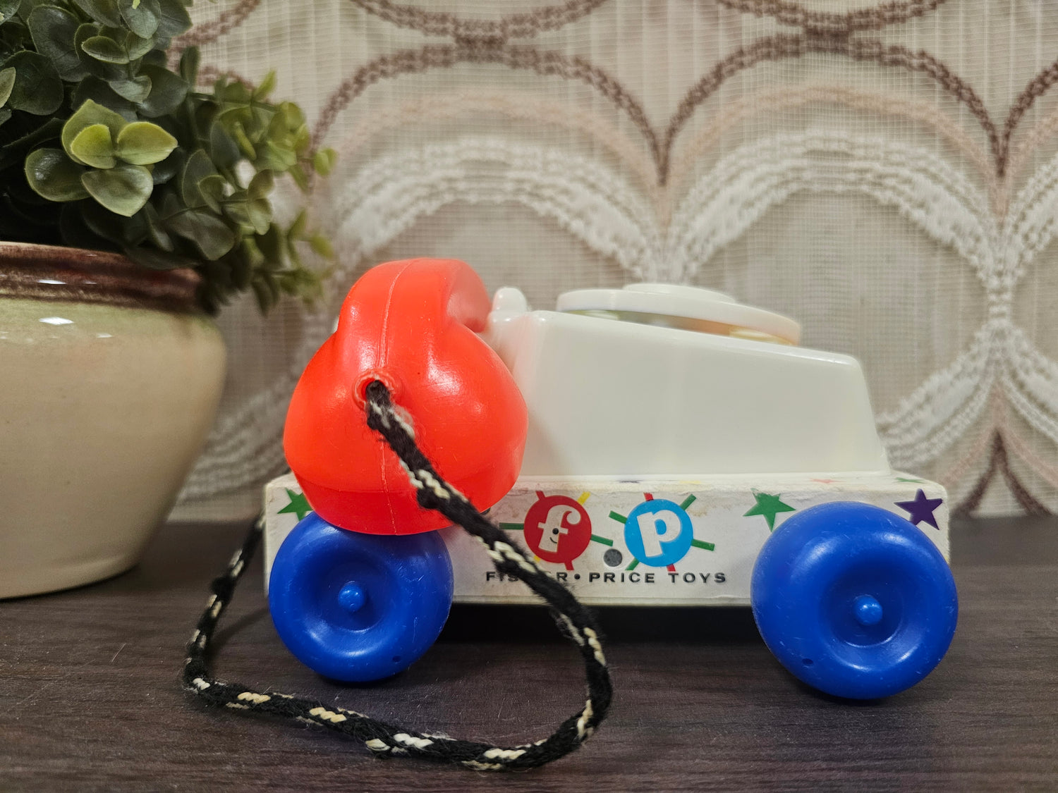 Fisher price &quot;chatter&quot; telefoon 1961