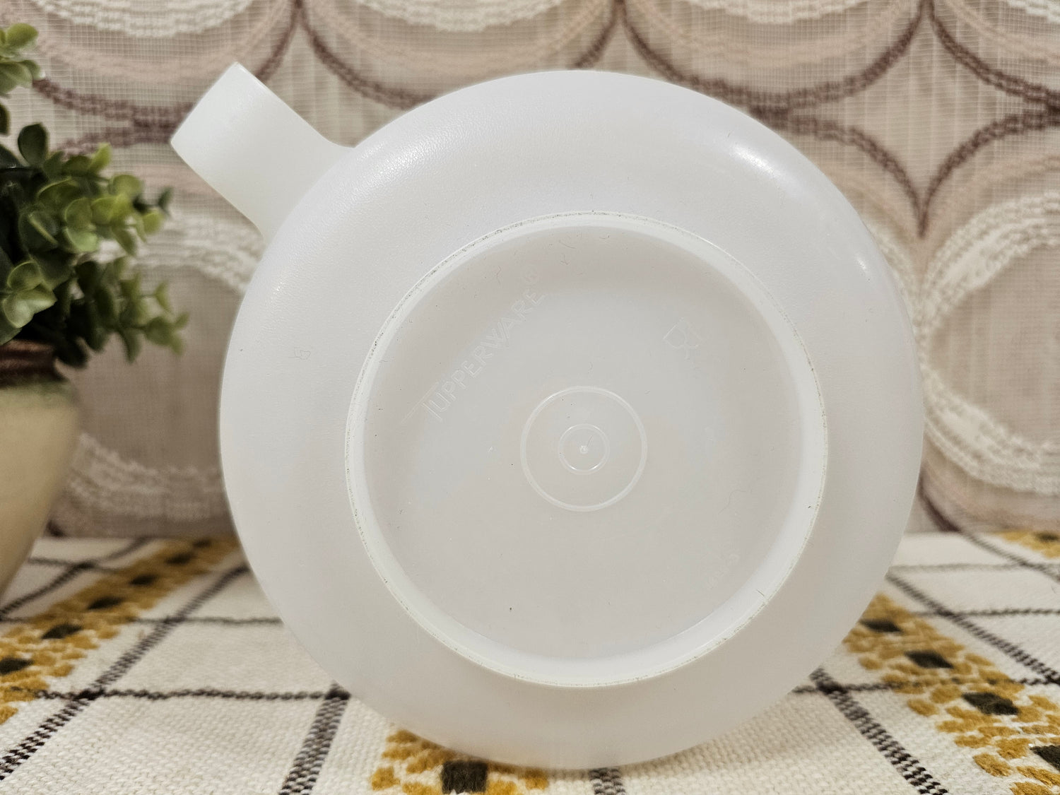 Tupperware maatbeker 2 liter  met roze deksel