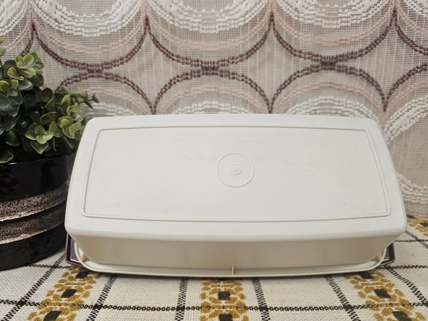 Tupperware caketrommel bruin jaren 70