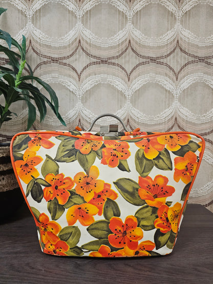 Vintage theebeurs met knip bloemenpatroon breed model