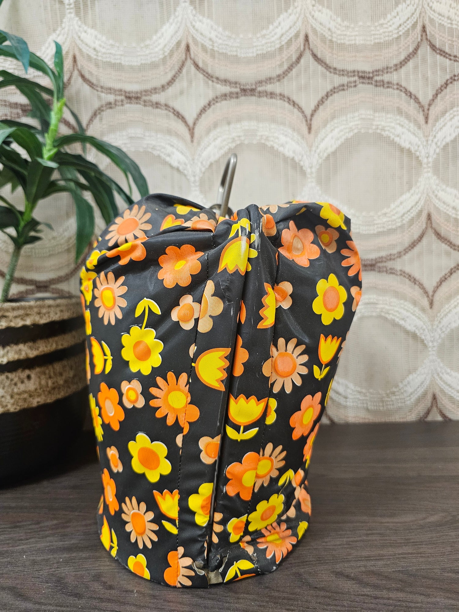 Vintage theebeurs met knip bloemenprint oranje geel