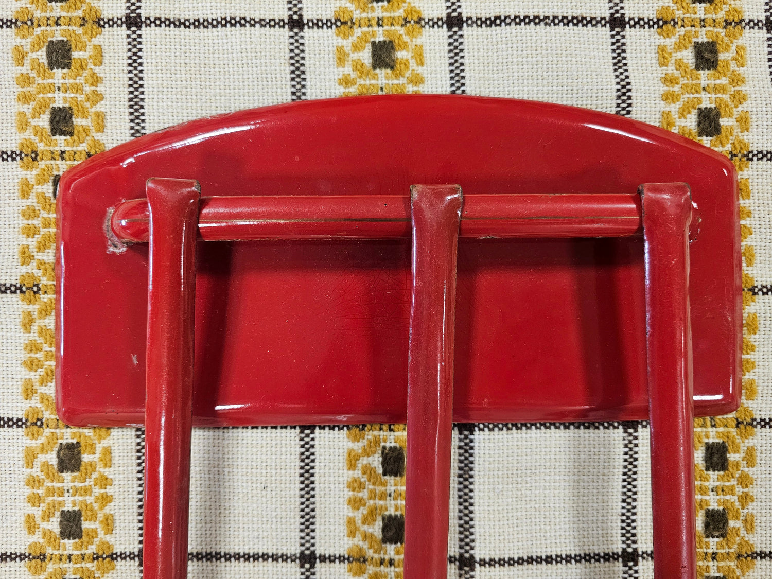 Vintage emaille lepelrek rood compleet met lepels