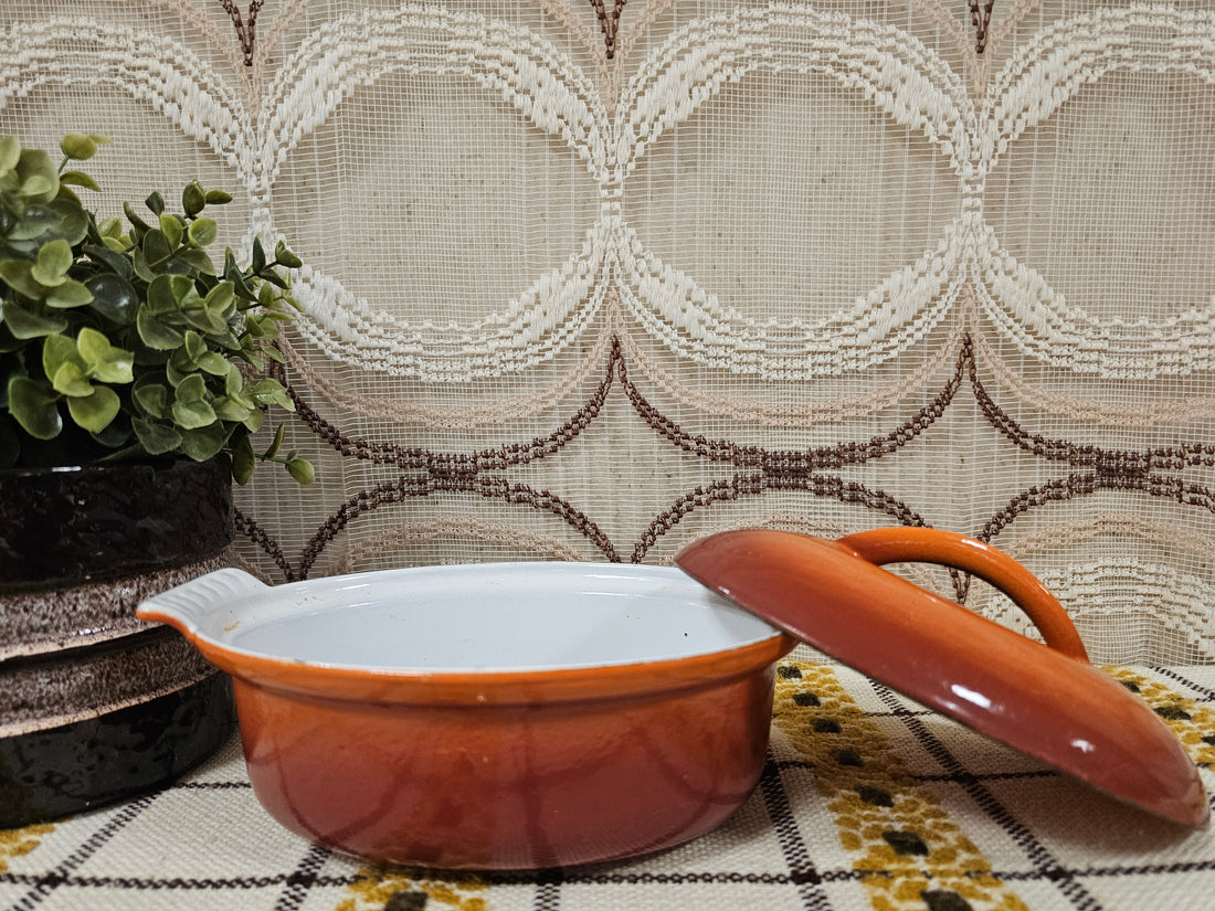 DRU oranje ovenschaal met deksel  geëmailleerd gietijzer Made in Holland