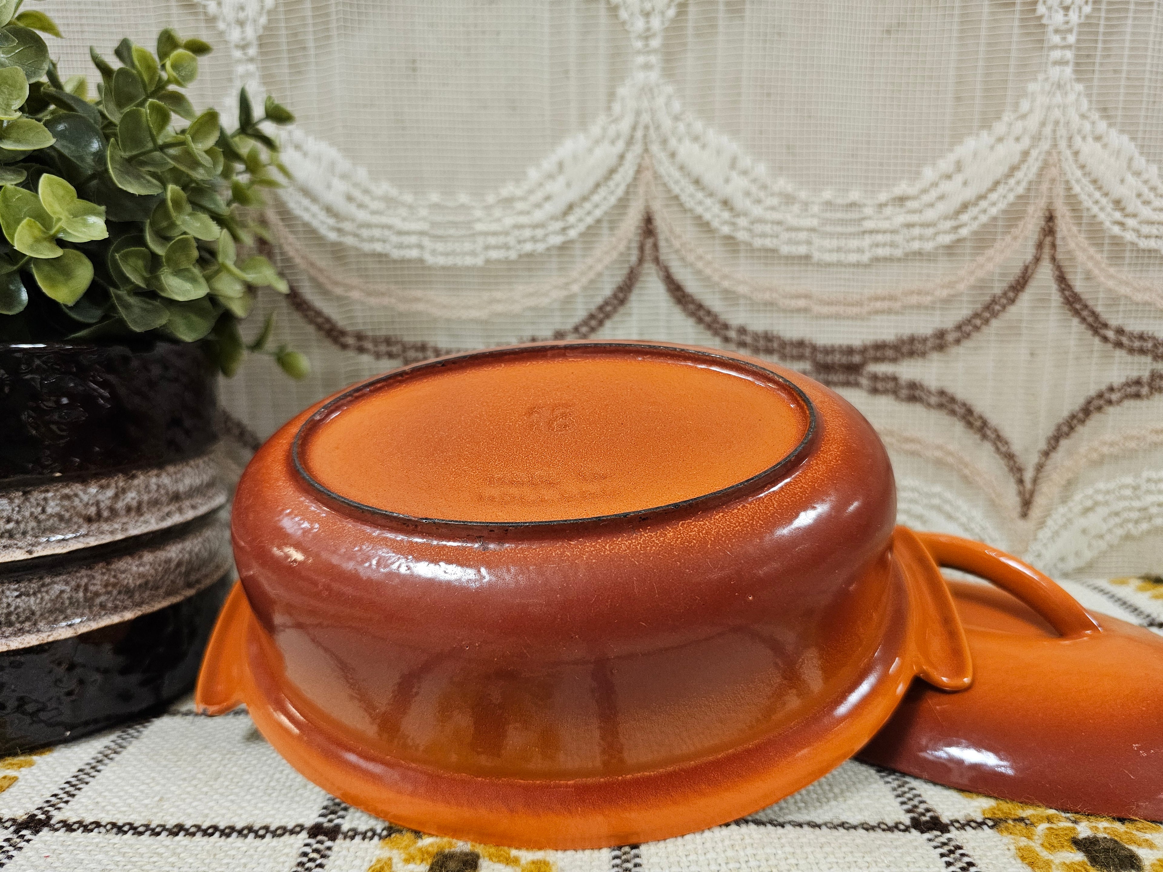 DRU oranje ovenschaal met deksel  geëmailleerd gietijzer Made in Holland