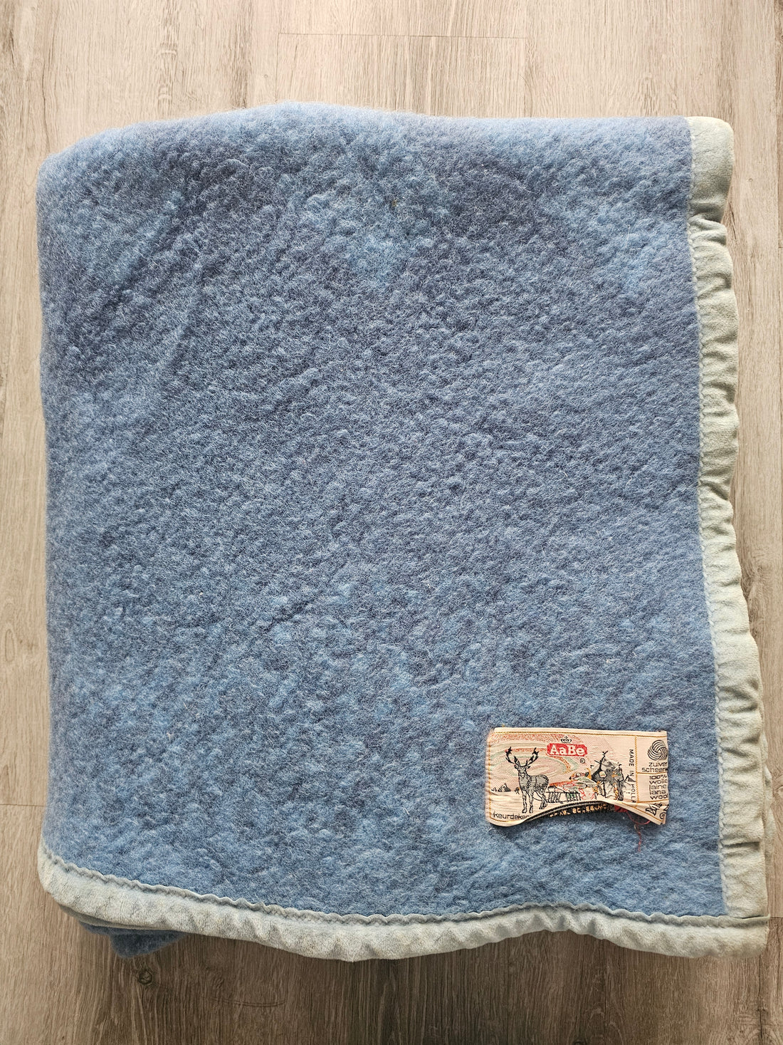 Aabe vintage wollen deken blauw beige 215x200 cm