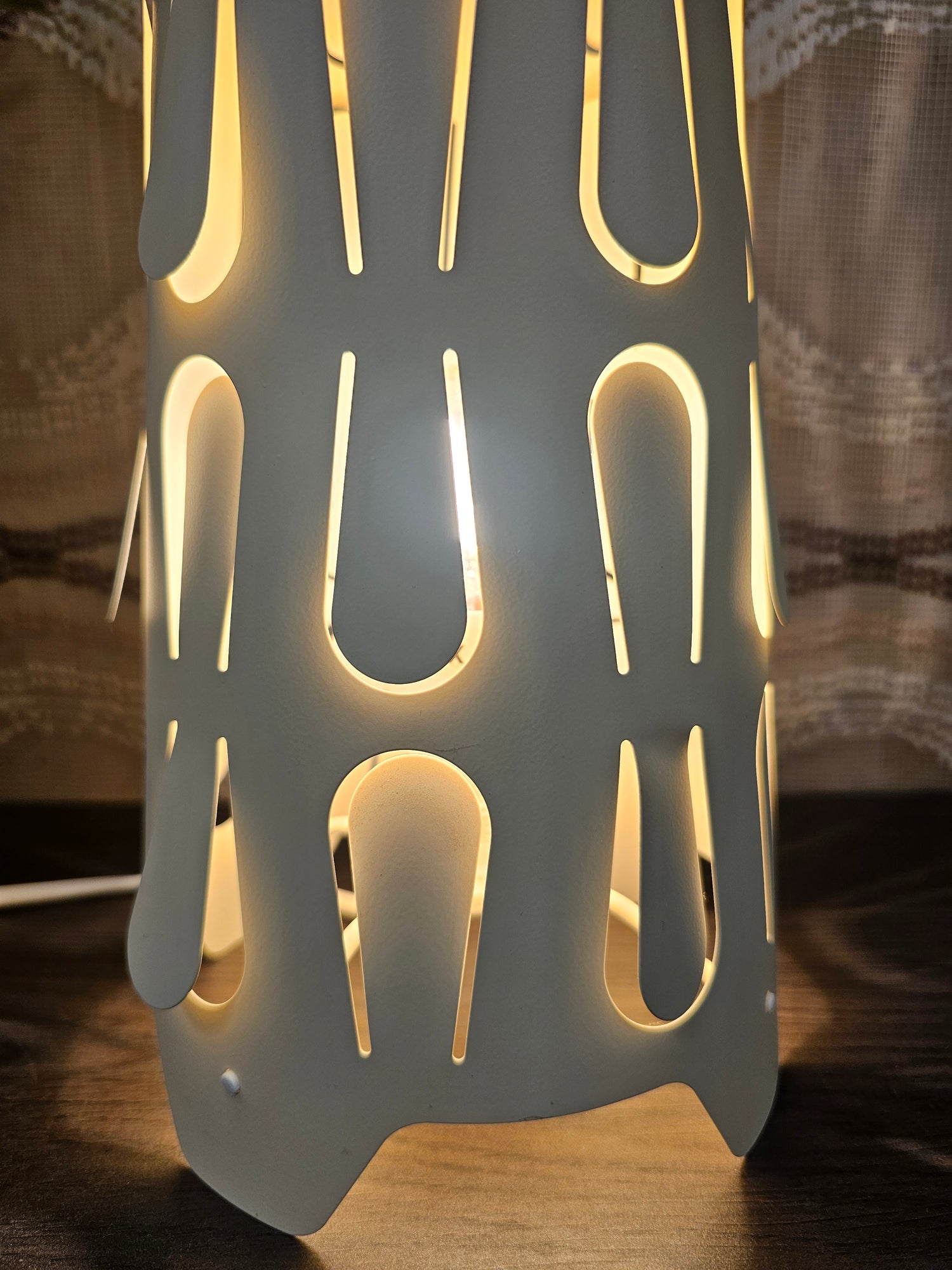 IKEA Kajuta lamp crème tafellamp