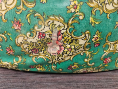 Vintage theebeurs met knip groen bloemenpatroon