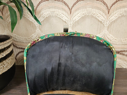 Vintage theebeurs met knip groen bloemenpatroon