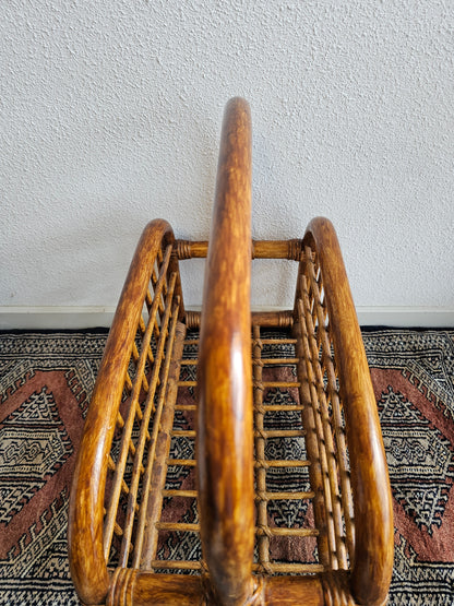 Rotan lectuurmand vintage | 44x44x23,5 cm | Tijdschriftenhouder