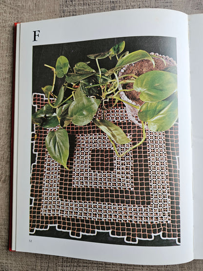 Vintage handwerkboek Naaldkunst van A tot Z – compleet naslagwerk