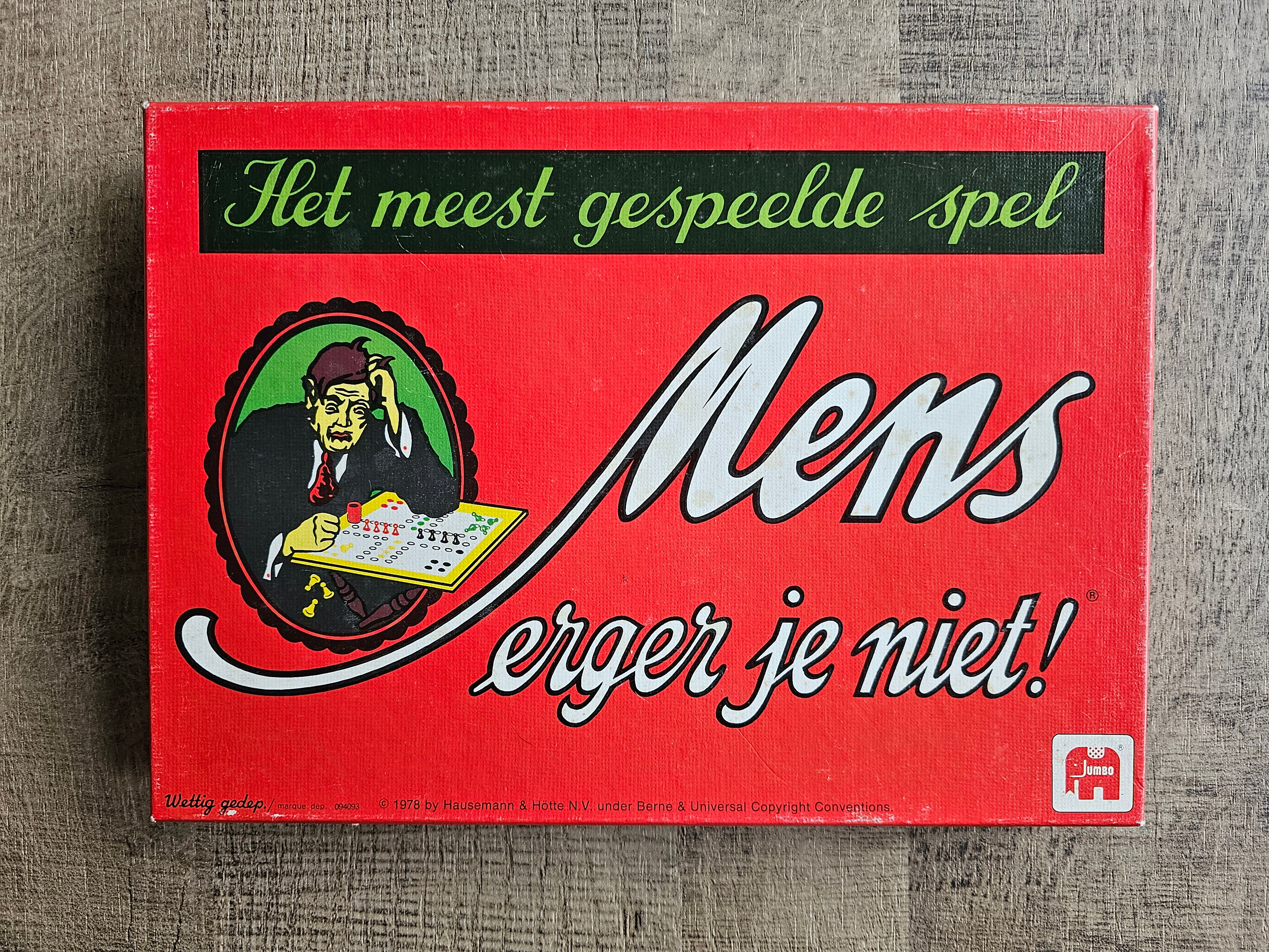 Jumbo Mens erger je niet houten pionnen