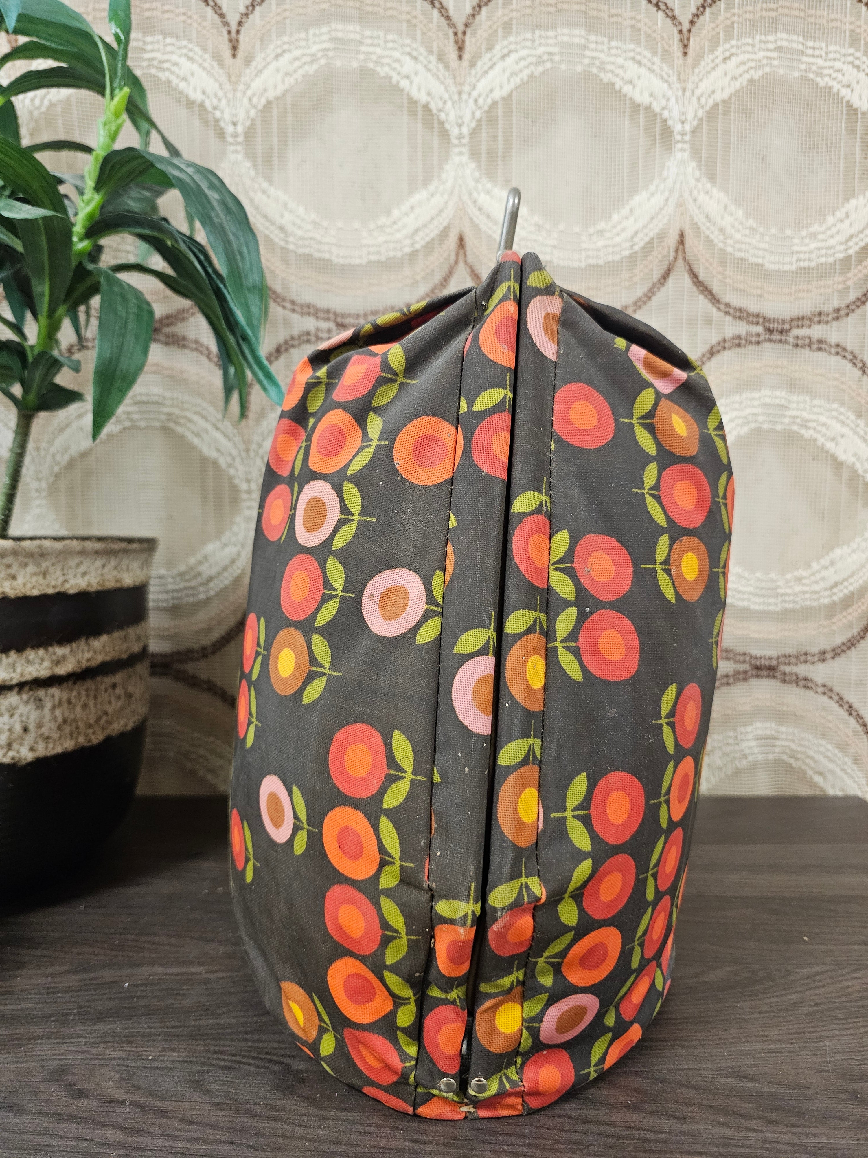 Vintage theebeurs met knip van Nelle bruin met bloemen