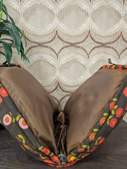 Vintage theebeurs met knip van Nelle bruin met bloemen