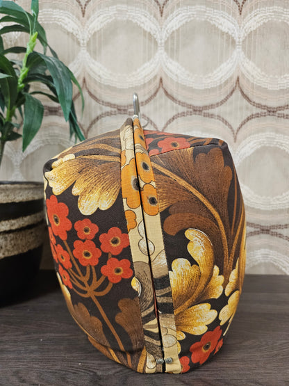 Vintage theebeurs met knip bruine bladeren