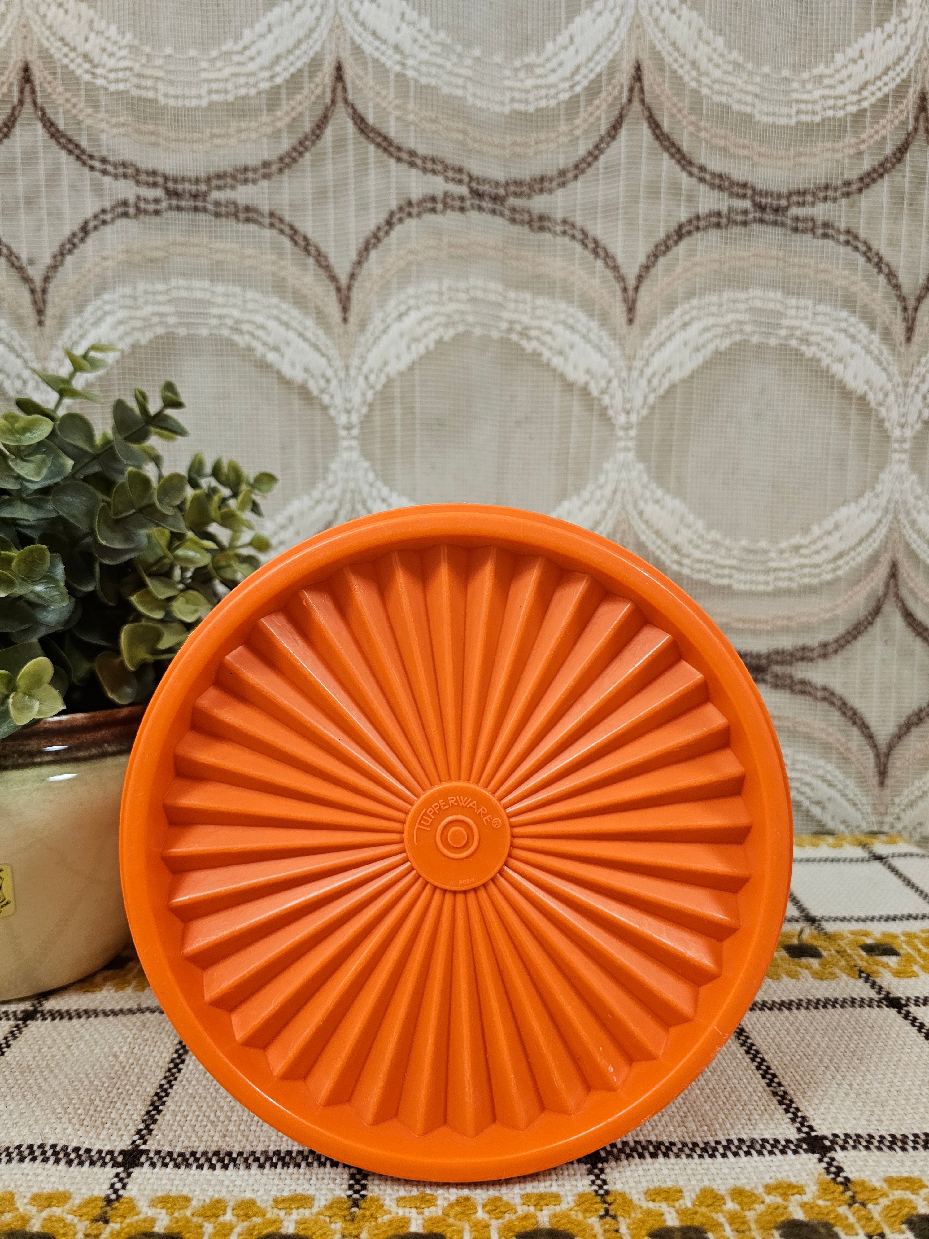 Tupperware voorraadbus oranje met sterdeksel – Ø 15,5 cm x 19